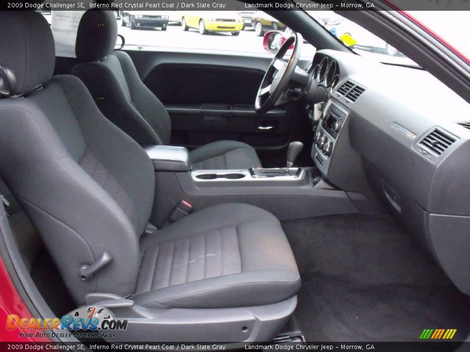 2009 Dodge Challenger SE Inferno Red Crystal Pearl Coat / Dark Slate Gray Photo #13