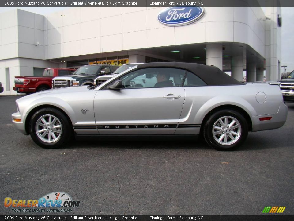 2009 Ford Mustang V6 Convertible Brilliant Silver Metallic / Light Graphite Photo #5