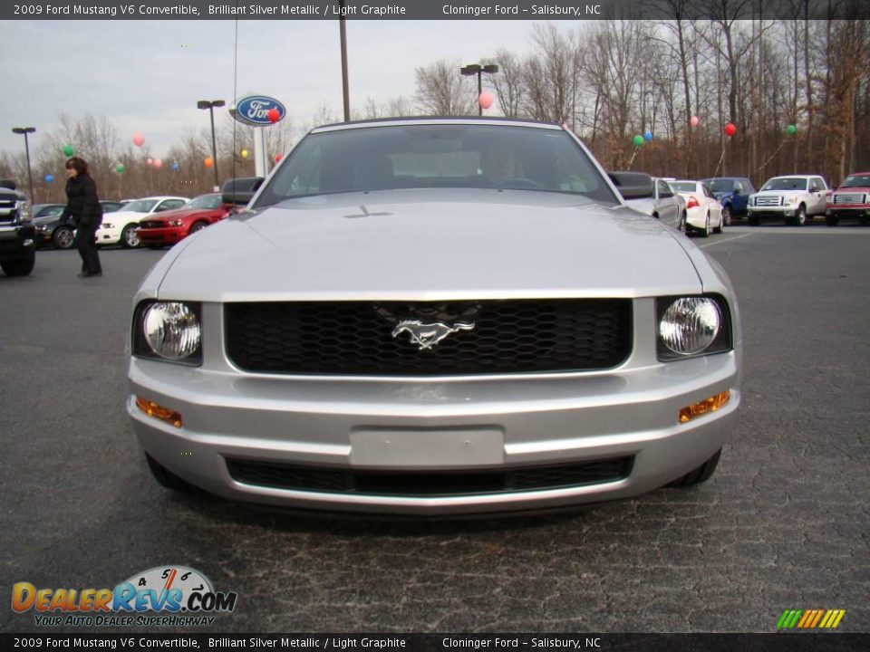 2009 Ford Mustang V6 Convertible Brilliant Silver Metallic / Light Graphite Photo #7