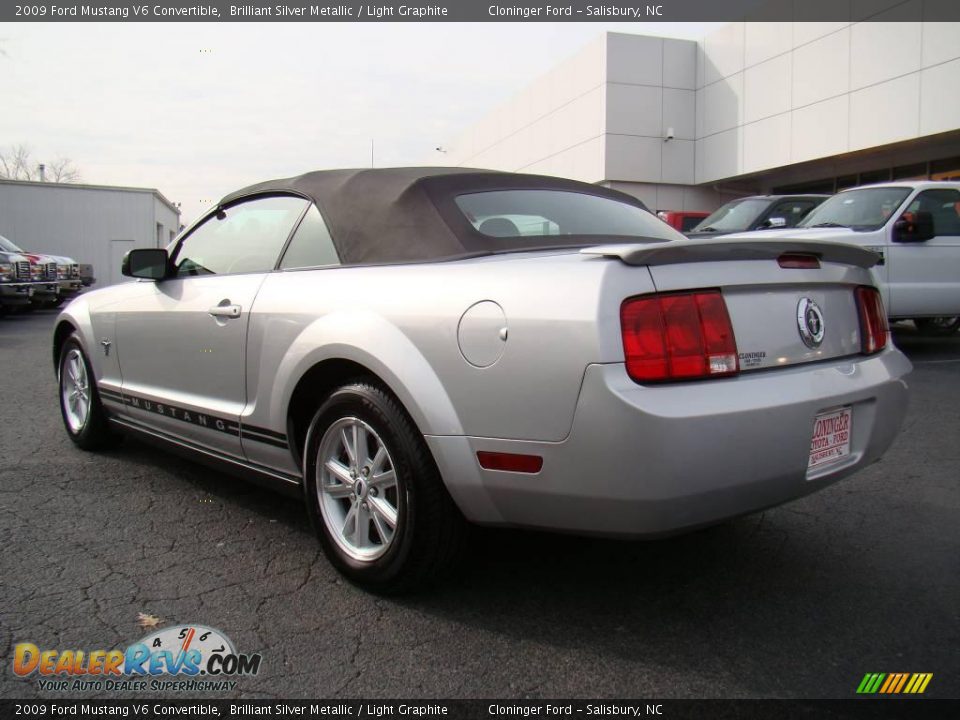 2009 Ford Mustang V6 Convertible Brilliant Silver Metallic / Light Graphite Photo #20