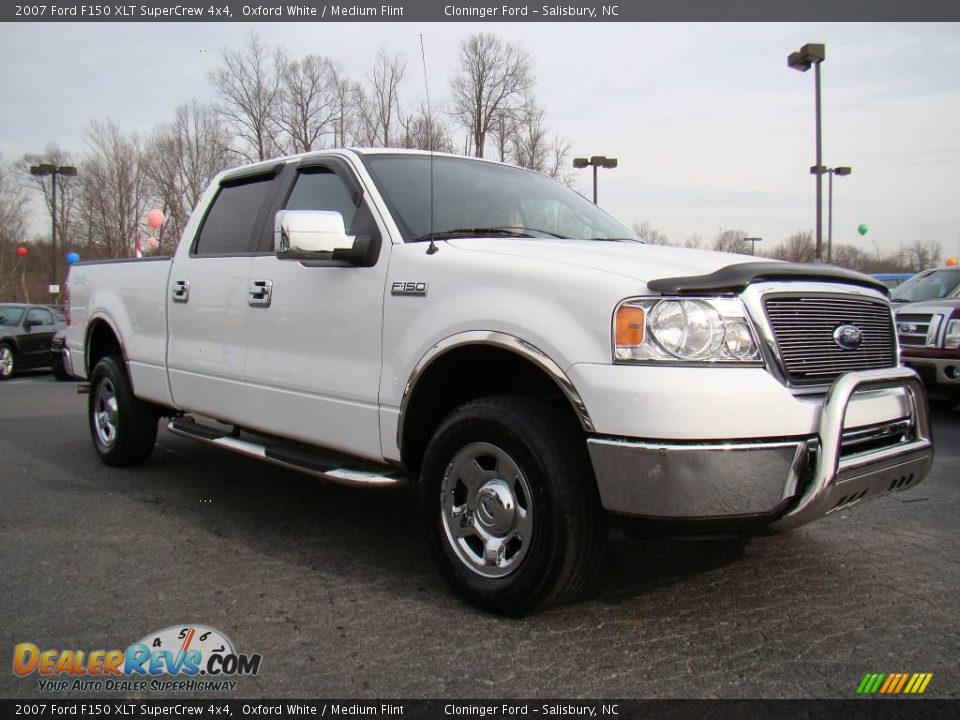 2007 Ford F150 XLT SuperCrew 4x4 Oxford White / Medium Flint Photo #1