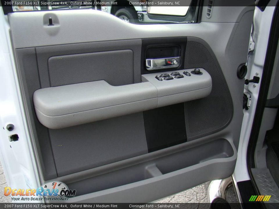 2007 Ford F150 XLT SuperCrew 4x4 Oxford White / Medium Flint Photo #15