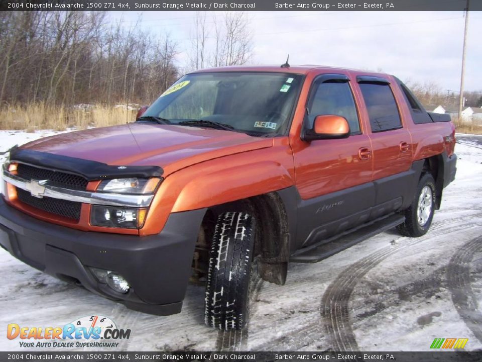 2004 Chevrolet Avalanche 1500 Z71 4x4 Sunburst Orange Metallic / Dark Charcoal Photo #1