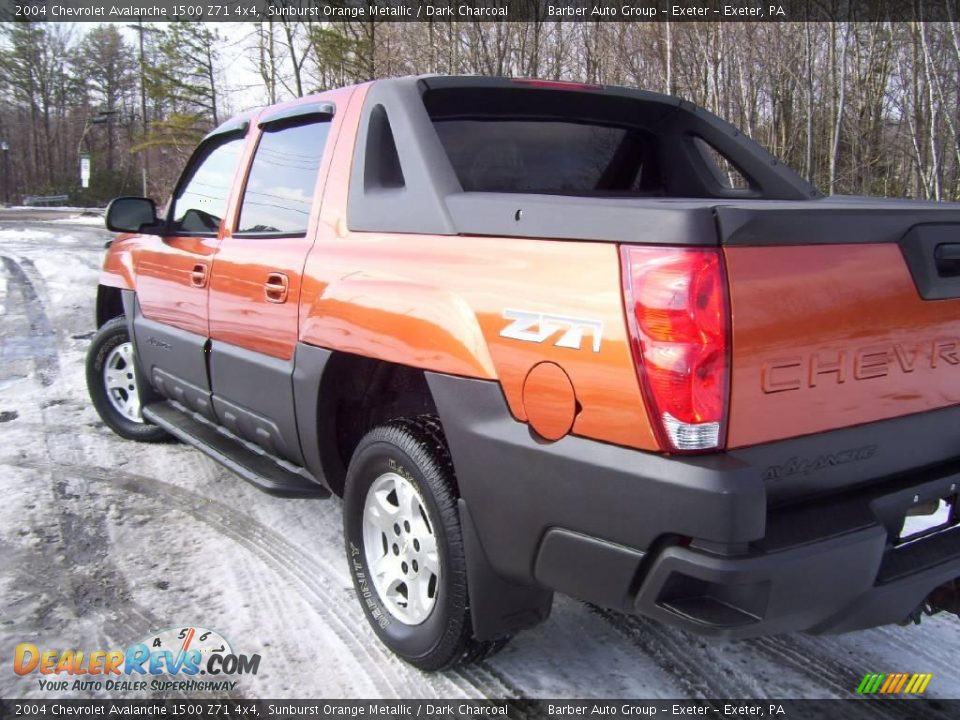 2004 Chevrolet Avalanche 1500 Z71 4x4 Sunburst Orange Metallic / Dark Charcoal Photo #5