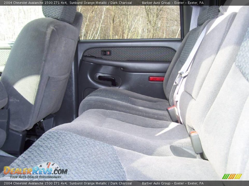 2004 Chevrolet Avalanche 1500 Z71 4x4 Sunburst Orange Metallic / Dark Charcoal Photo #8