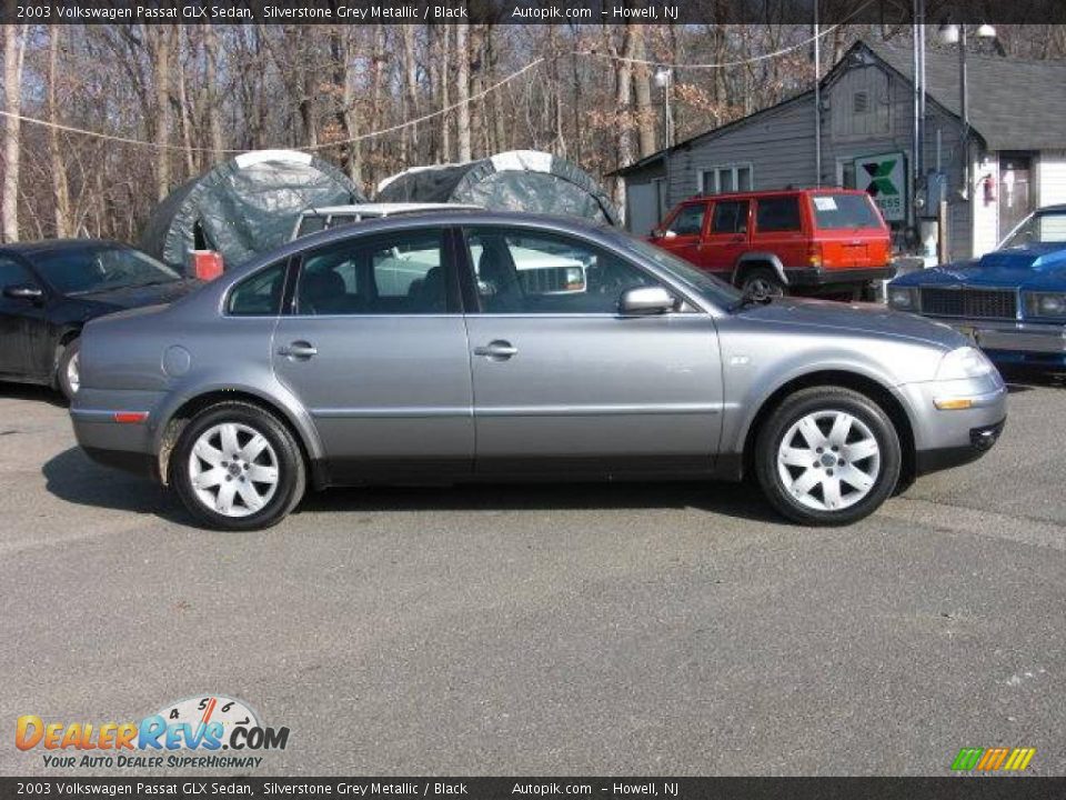 2003 Volkswagen Passat GLX Sedan Silverstone Grey Metallic / Black Photo #4