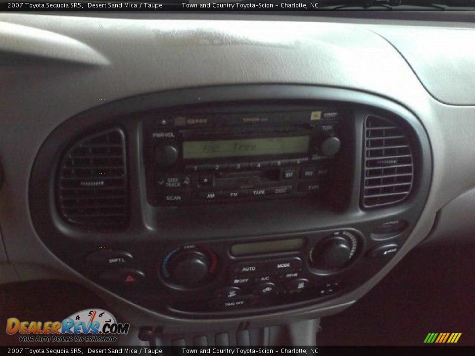 2007 Toyota Sequoia SR5 Desert Sand Mica / Taupe Photo #8