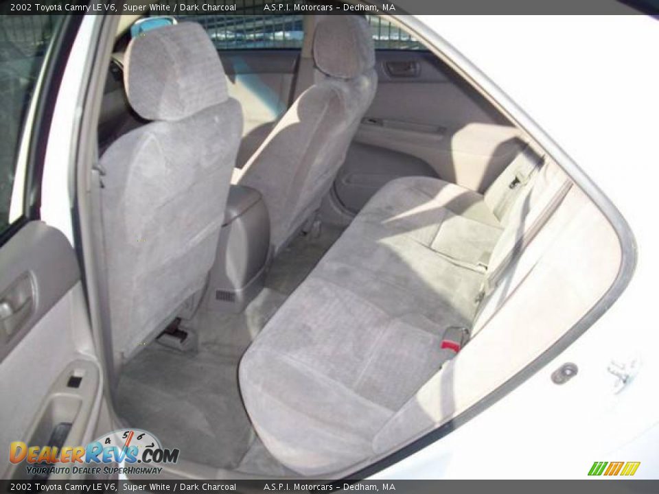 2002 Toyota Camry LE V6 Super White / Dark Charcoal Photo #10