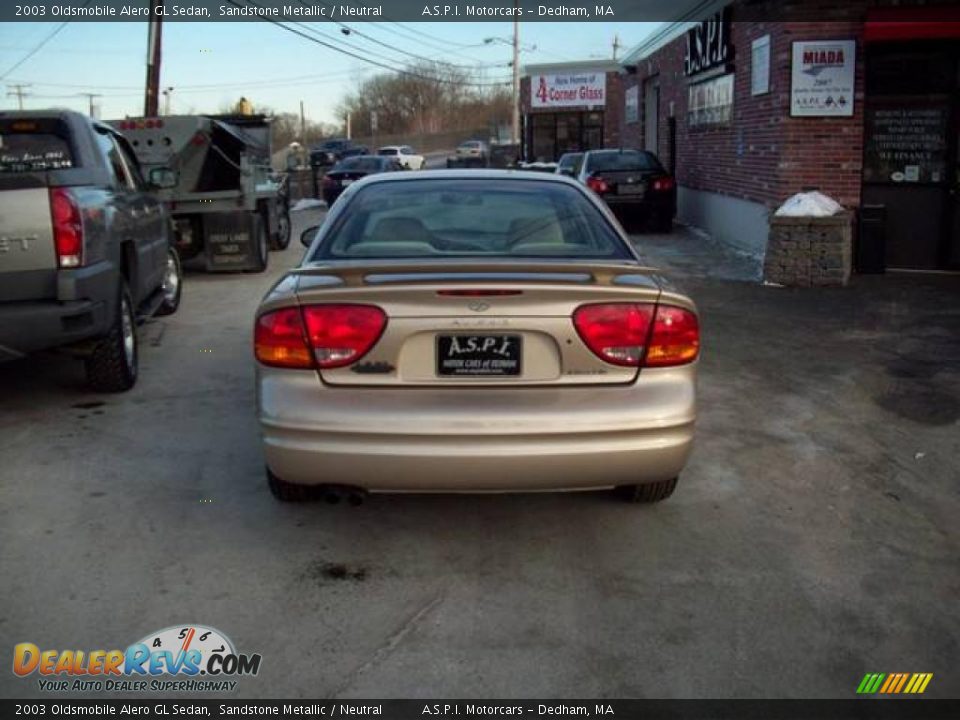 2003 Oldsmobile Alero GL Sedan Sandstone Metallic / Neutral Photo #4
