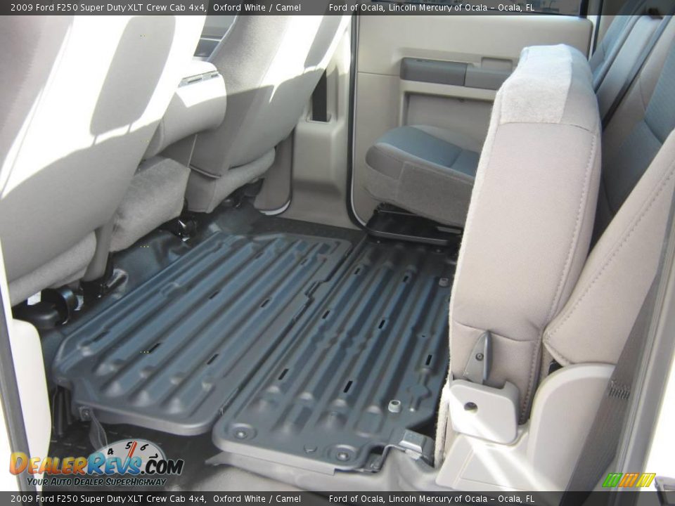 2009 Ford F250 Super Duty XLT Crew Cab 4x4 Oxford White / Camel Photo #4