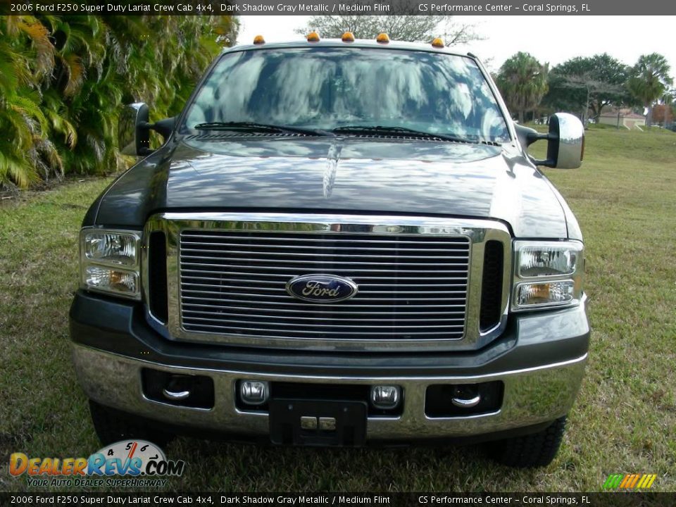 2006 Ford F250 Super Duty Lariat Crew Cab 4x4 Dark Shadow Gray Metallic / Medium Flint Photo #5