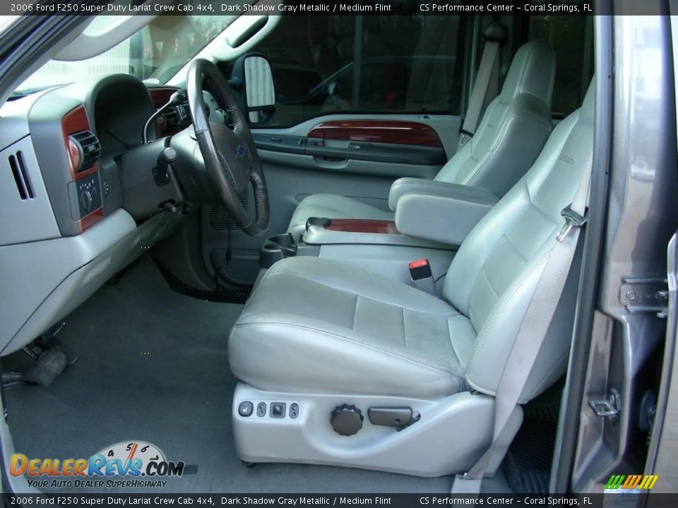 2006 Ford F250 Super Duty Lariat Crew Cab 4x4 Dark Shadow Gray Metallic / Medium Flint Photo #15