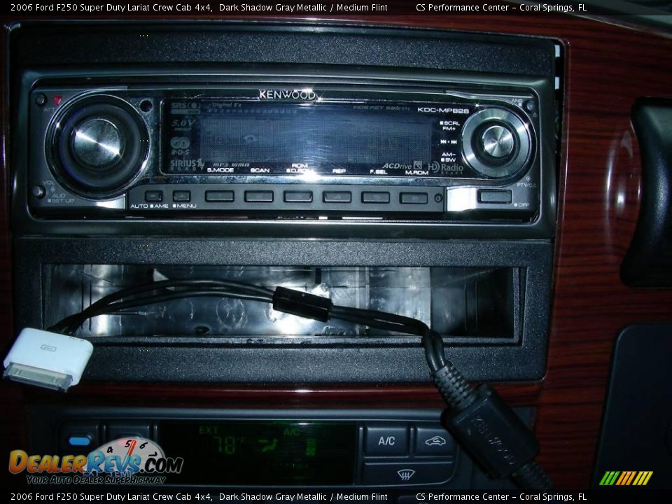 2006 Ford F250 Super Duty Lariat Crew Cab 4x4 Dark Shadow Gray Metallic / Medium Flint Photo #21