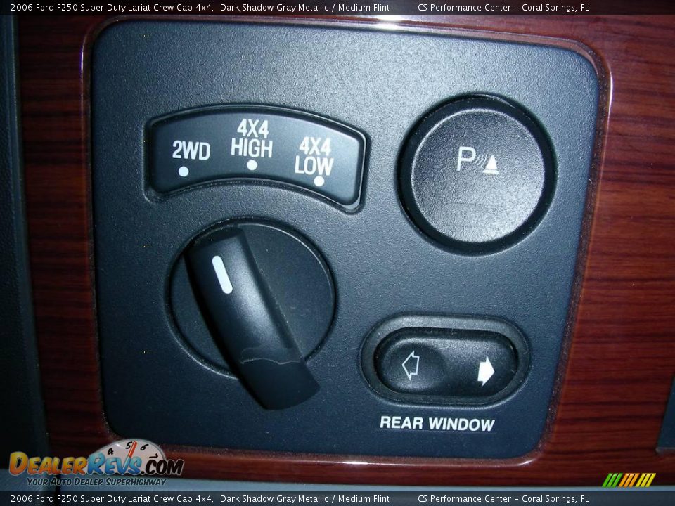 2006 Ford F250 Super Duty Lariat Crew Cab 4x4 Dark Shadow Gray Metallic / Medium Flint Photo #23