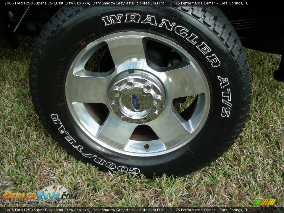 2006 Ford F250 Super Duty Lariat Crew Cab 4x4 Dark Shadow Gray Metallic / Medium Flint Photo #30