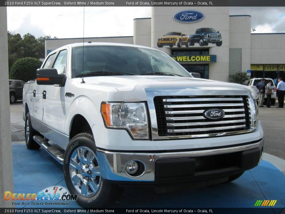 2010 Ford F150 XLT SuperCrew Oxford White / Medium Stone Photo #1
