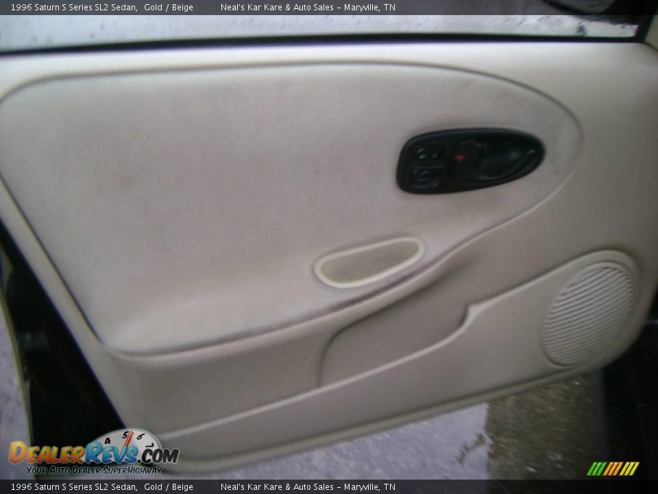 1996 Saturn S Series SL2 Sedan Gold / Beige Photo #7