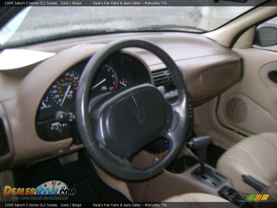 1996 Saturn S Series SL2 Sedan Gold / Beige Photo #9