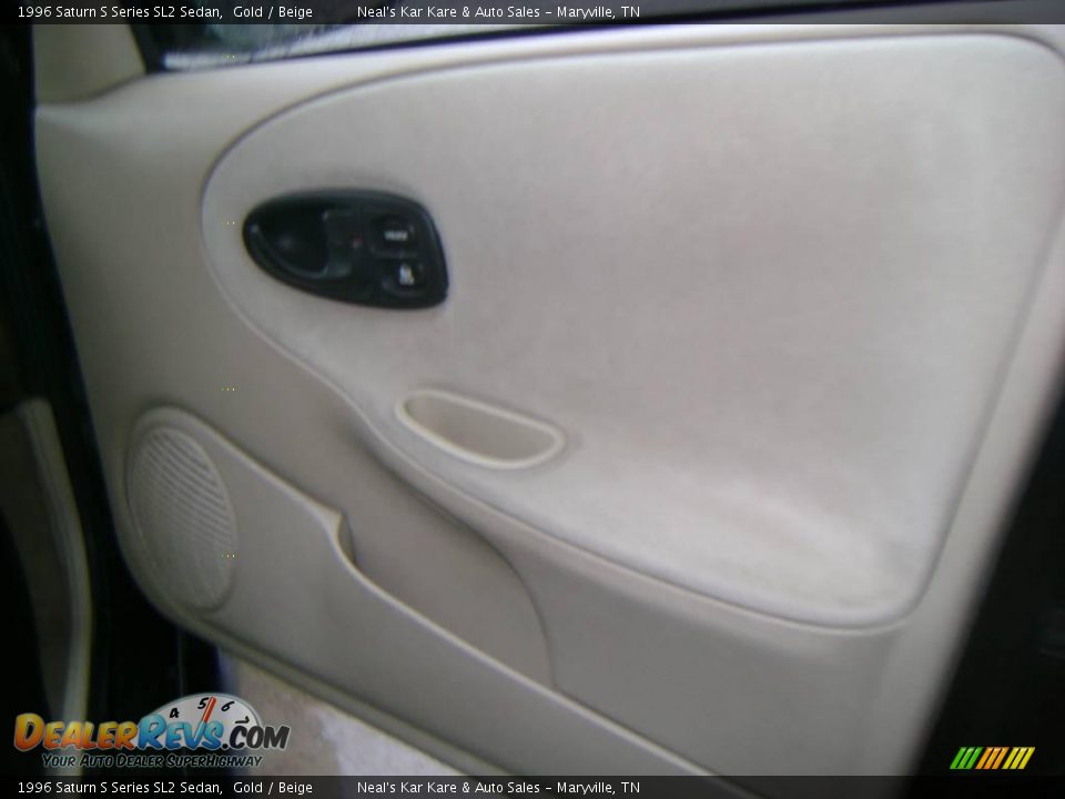 1996 Saturn S Series SL2 Sedan Gold / Beige Photo #15