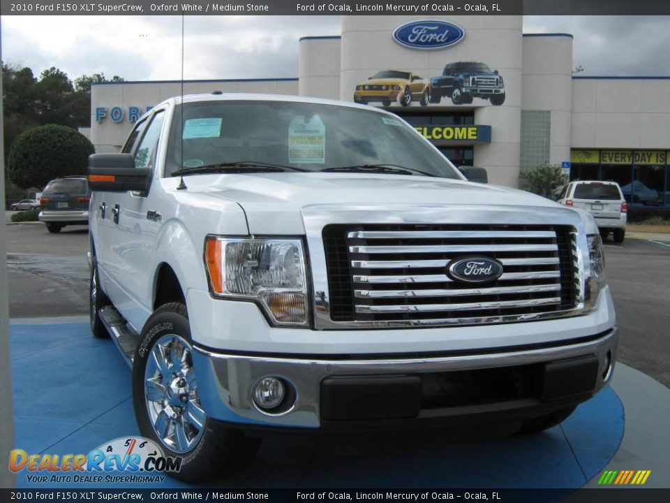 2010 Ford F150 XLT SuperCrew Oxford White / Medium Stone Photo #1