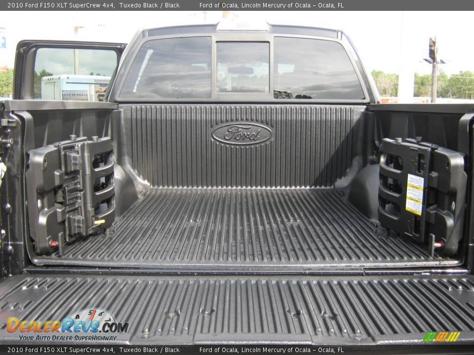2010 Ford F150 XLT SuperCrew 4x4 Tuxedo Black / Black Photo #8