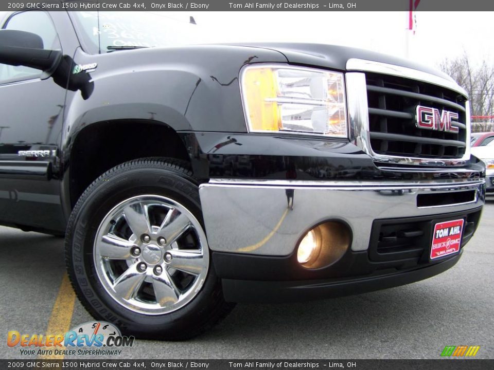 2009 GMC Sierra 1500 Hybrid Crew Cab 4x4 Onyx Black / Ebony Photo #2