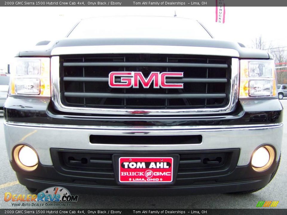 2009 GMC Sierra 1500 Hybrid Crew Cab 4x4 Onyx Black / Ebony Photo #4