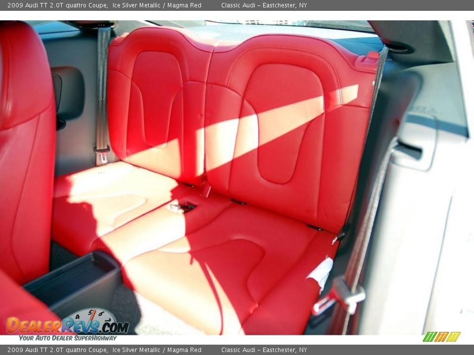 2009 Audi TT 2.0T quattro Coupe Ice Silver Metallic / Magma Red Photo #15