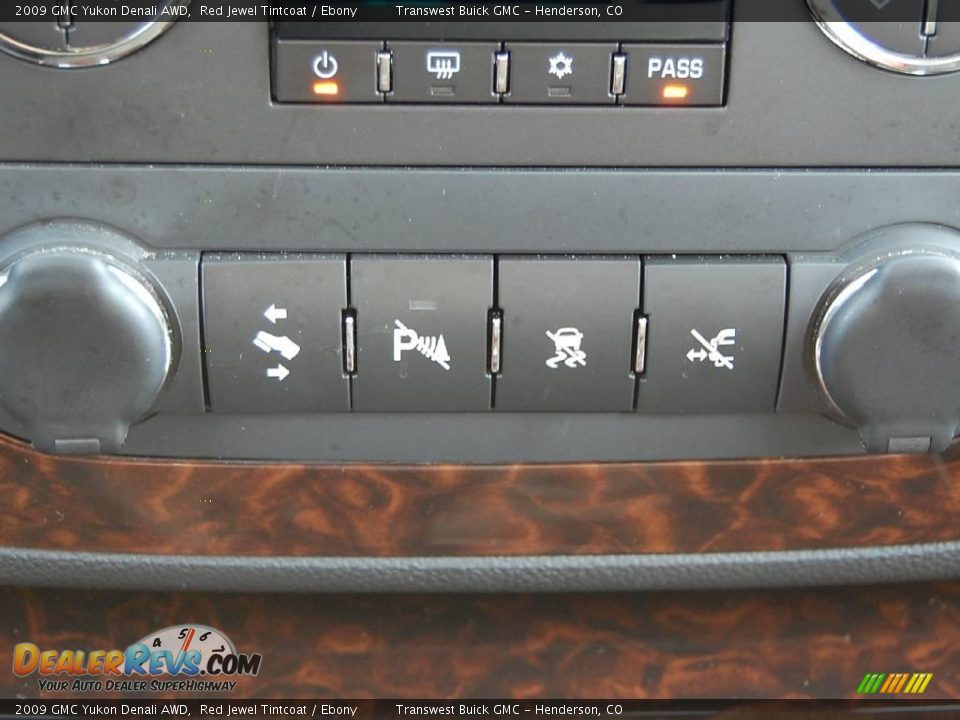 2009 GMC Yukon Denali AWD Red Jewel Tintcoat / Ebony Photo #22