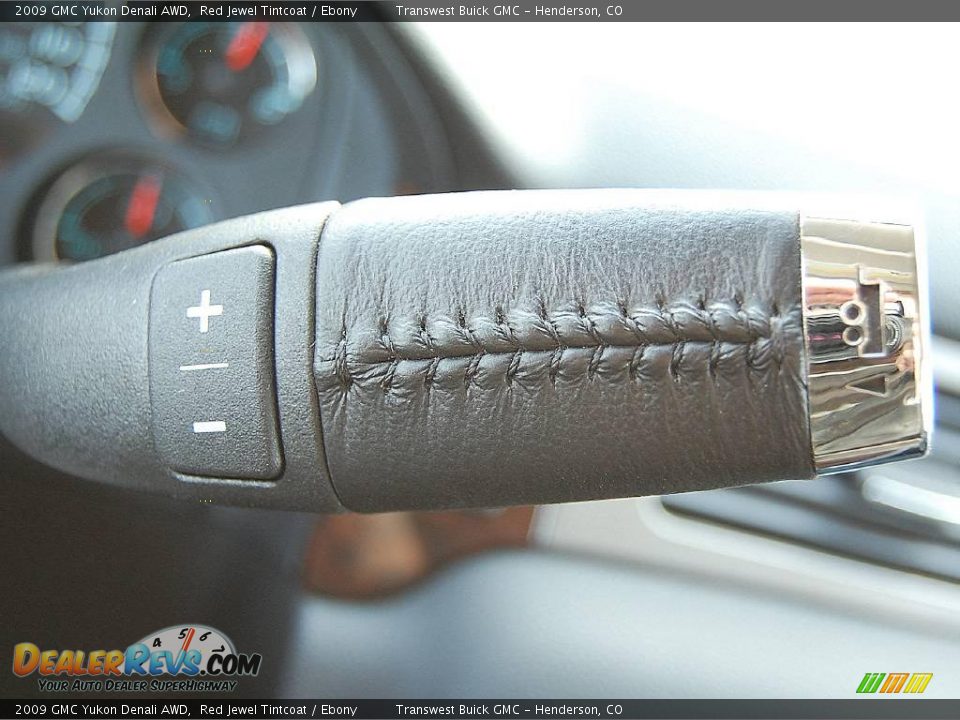 2009 GMC Yukon Denali AWD Red Jewel Tintcoat / Ebony Photo #30