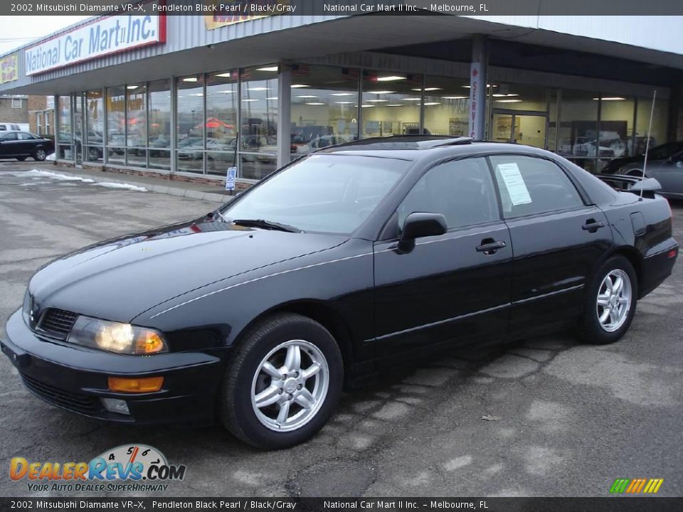 2002 Mitsubishi Diamante VR-X Pendleton Black Pearl / Black/Gray Photo #1