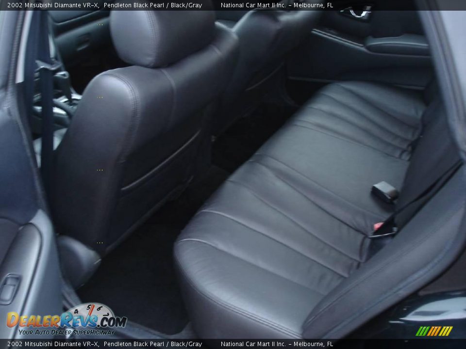 2002 Mitsubishi Diamante VR-X Pendleton Black Pearl / Black/Gray Photo #8