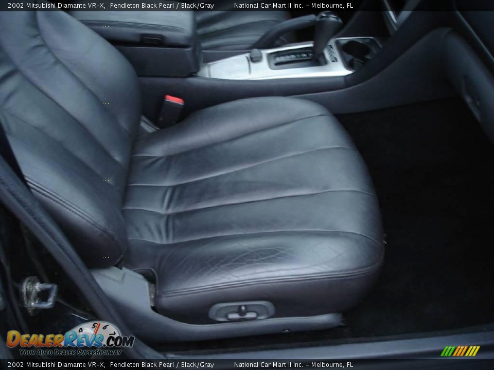 2002 Mitsubishi Diamante VR-X Pendleton Black Pearl / Black/Gray Photo #27