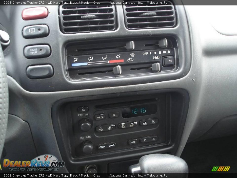 2003 Chevrolet Tracker ZR2 4WD Hard Top Black / Medium Gray Photo #13