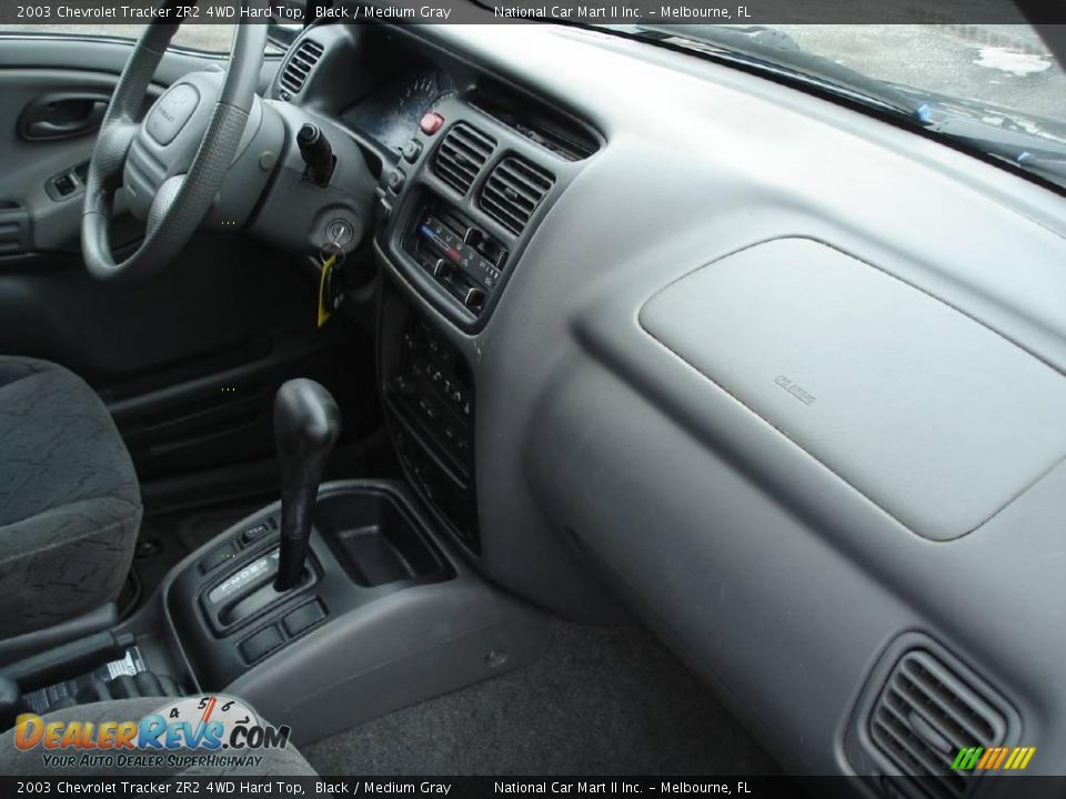 2003 Chevrolet Tracker ZR2 4WD Hard Top Black / Medium Gray Photo #15