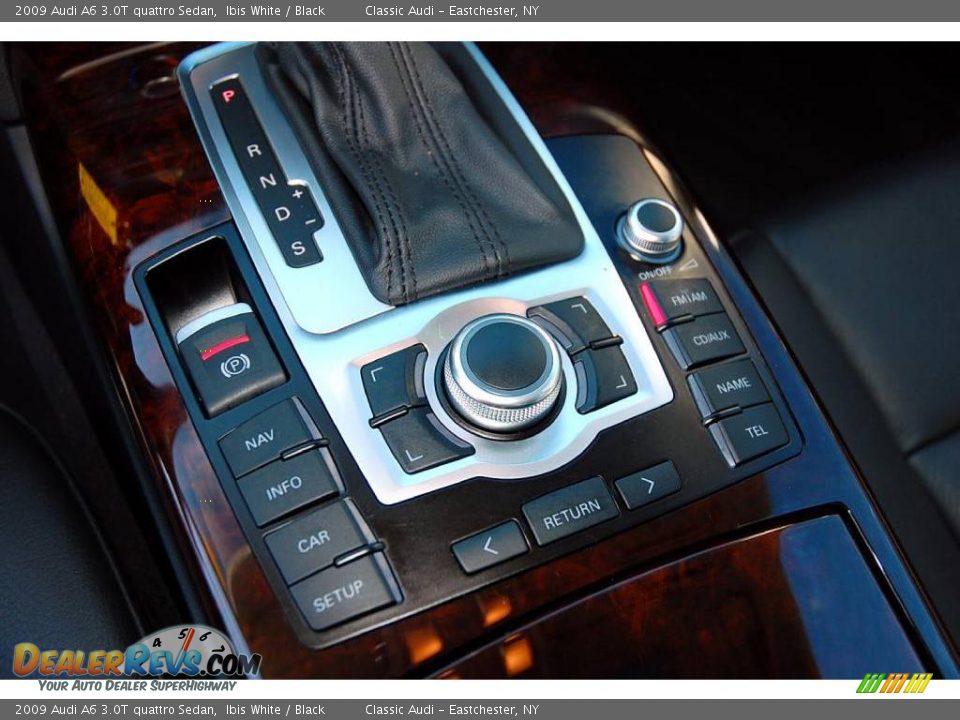 2009 Audi A6 3.0T quattro Sedan Ibis White / Black Photo #16