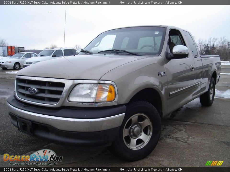 2001 Ford F150 XLT SuperCab Arizona Beige Metallic / Medium Parchment Photo #1