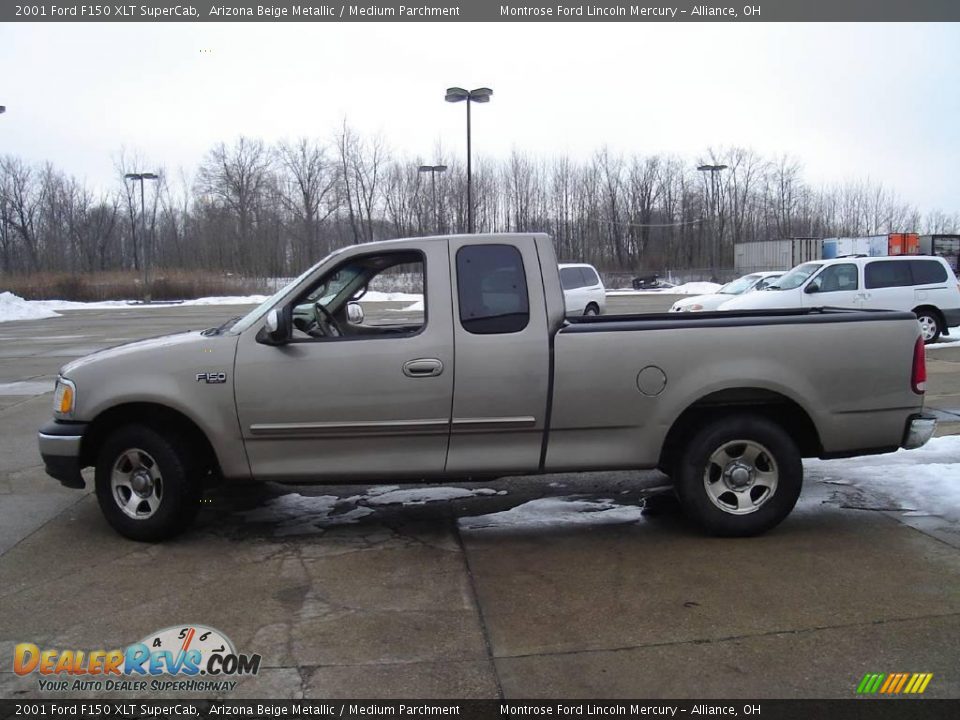 2001 Ford F150 XLT SuperCab Arizona Beige Metallic / Medium Parchment Photo #2