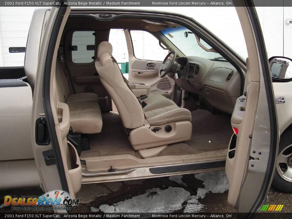 2001 Ford F150 XLT SuperCab Arizona Beige Metallic / Medium Parchment Photo #18
