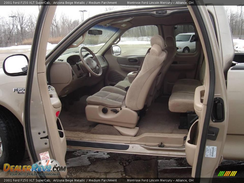2001 Ford F150 XLT SuperCab Arizona Beige Metallic / Medium Parchment Photo #23