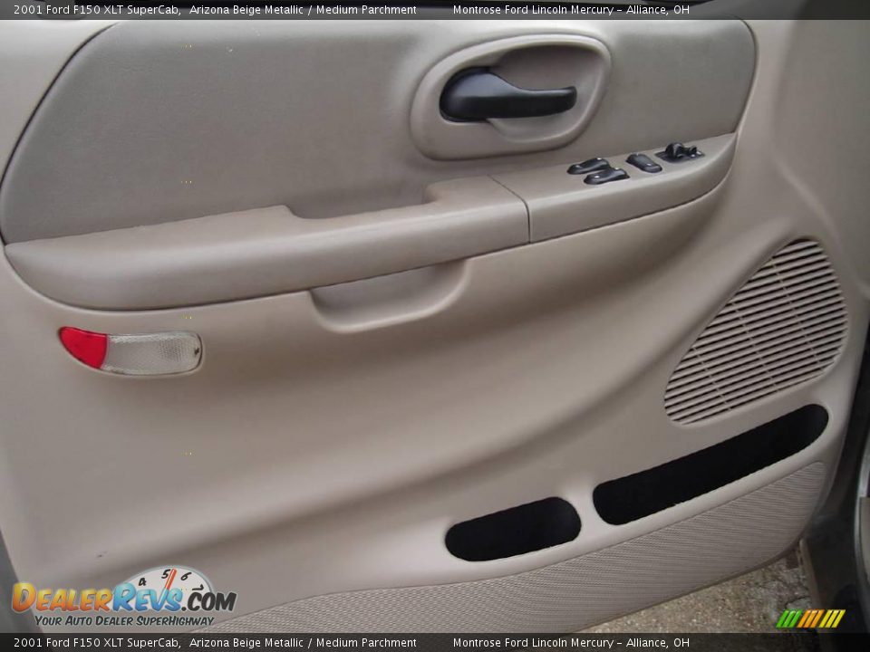 2001 Ford F150 XLT SuperCab Arizona Beige Metallic / Medium Parchment Photo #24