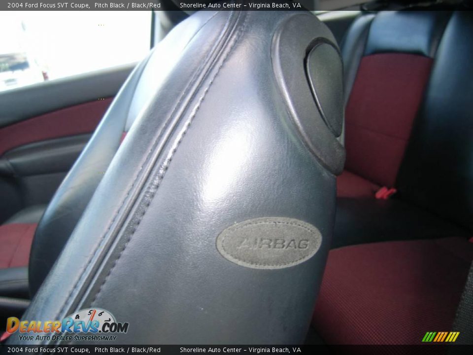 2004 Ford Focus SVT Coupe Pitch Black / Black/Red Photo #9