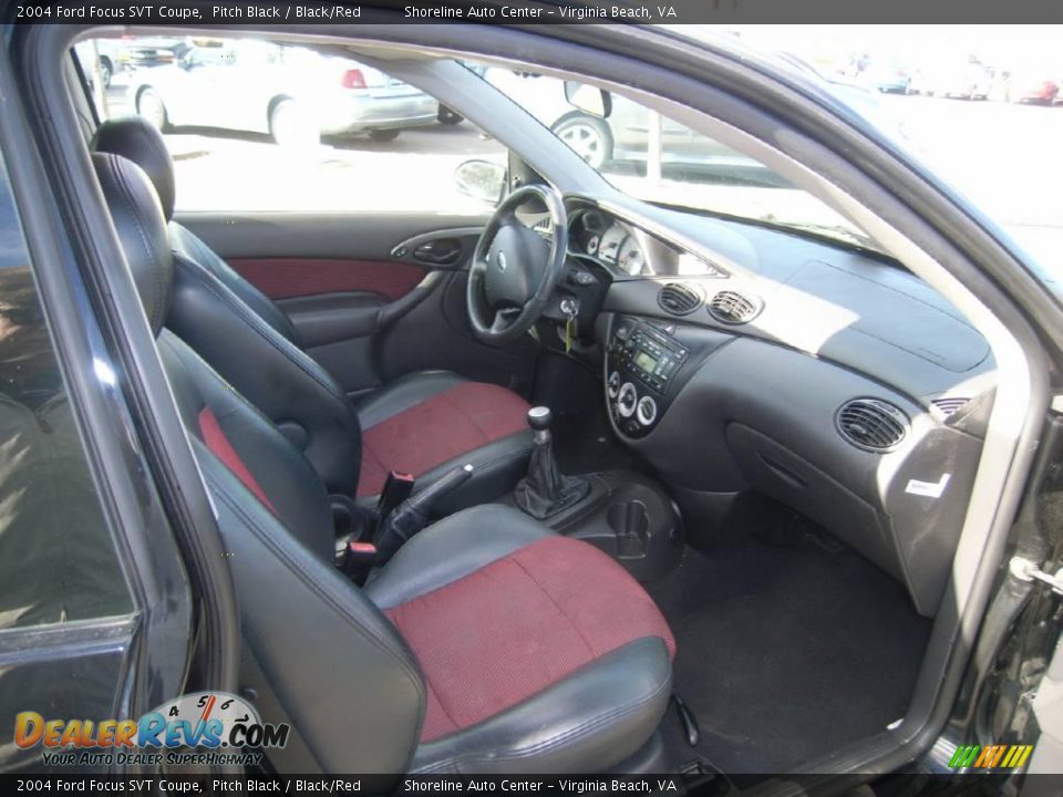 2004 Ford Focus SVT Coupe Pitch Black / Black/Red Photo #11