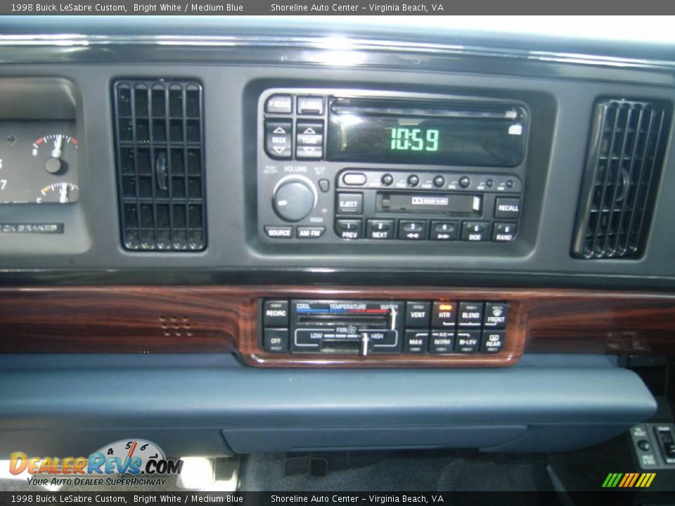 1998 Buick LeSabre Custom Bright White / Medium Blue Photo #18