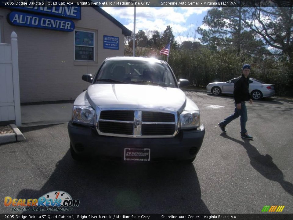 2005 Dodge Dakota ST Quad Cab 4x4 Bright Silver Metallic / Medium Slate Gray Photo #1
