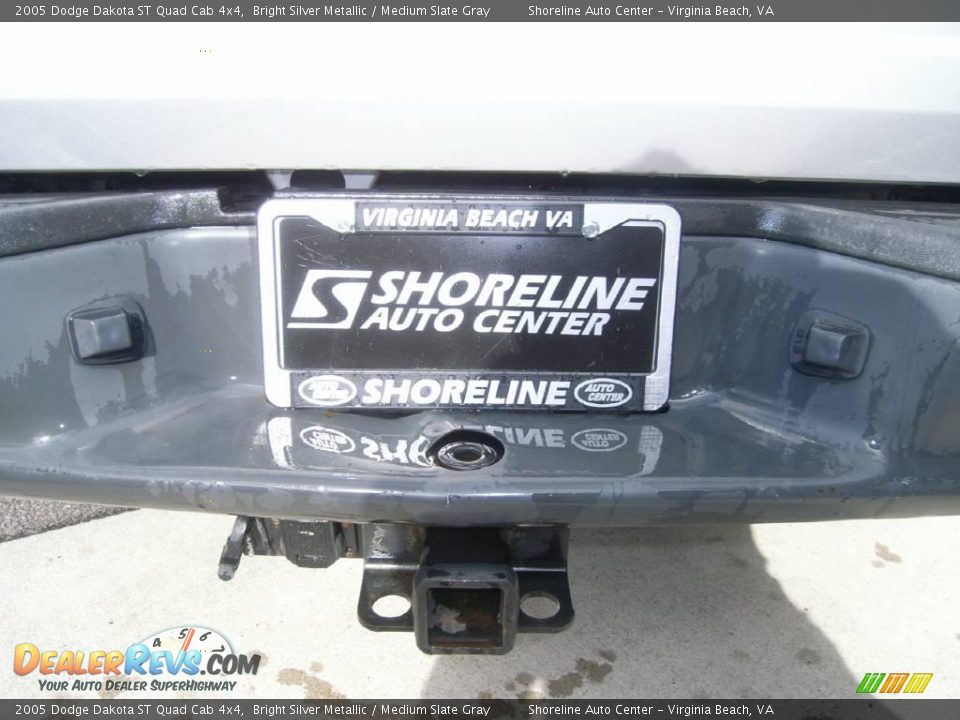 2005 Dodge Dakota ST Quad Cab 4x4 Bright Silver Metallic / Medium Slate Gray Photo #8