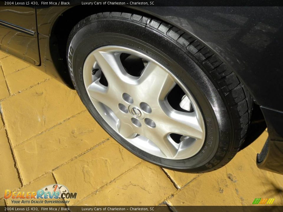 2004 Lexus LS 430 Flint Mica / Black Photo #16