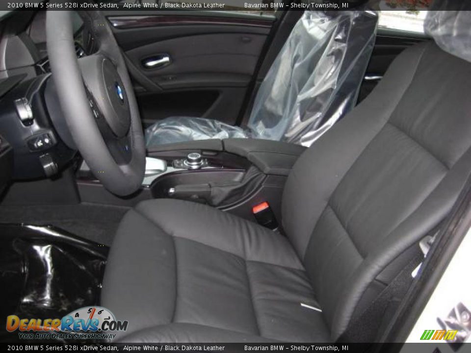 2010 BMW 5 Series 528i xDrive Sedan Alpine White / Black Dakota Leather Photo #11