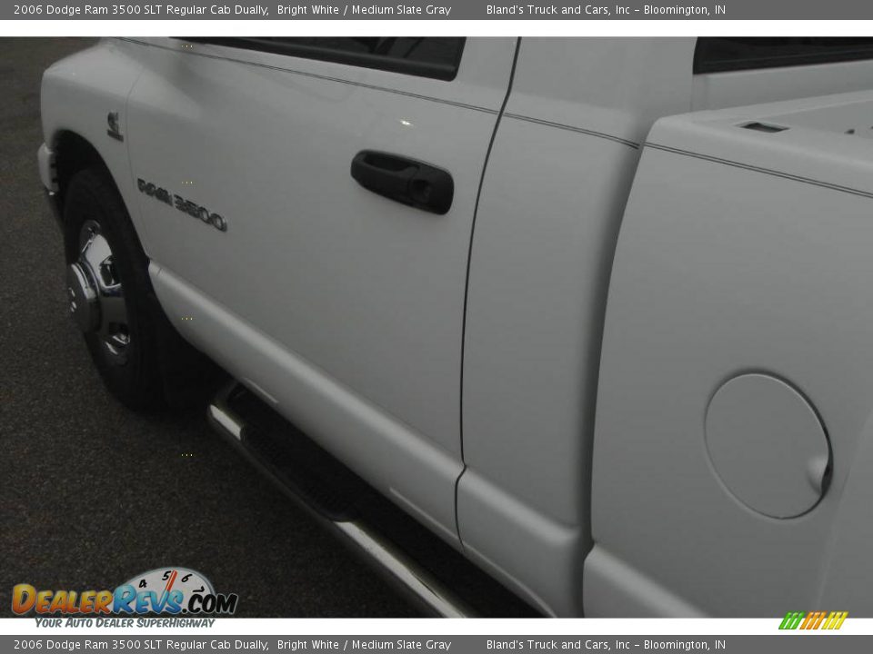 2006 Dodge Ram 3500 SLT Regular Cab Dually Bright White / Medium Slate Gray Photo #13