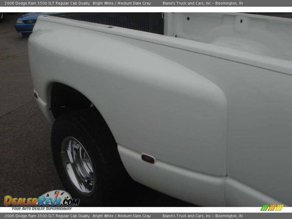 2006 Dodge Ram 3500 SLT Regular Cab Dually Bright White / Medium Slate Gray Photo #17